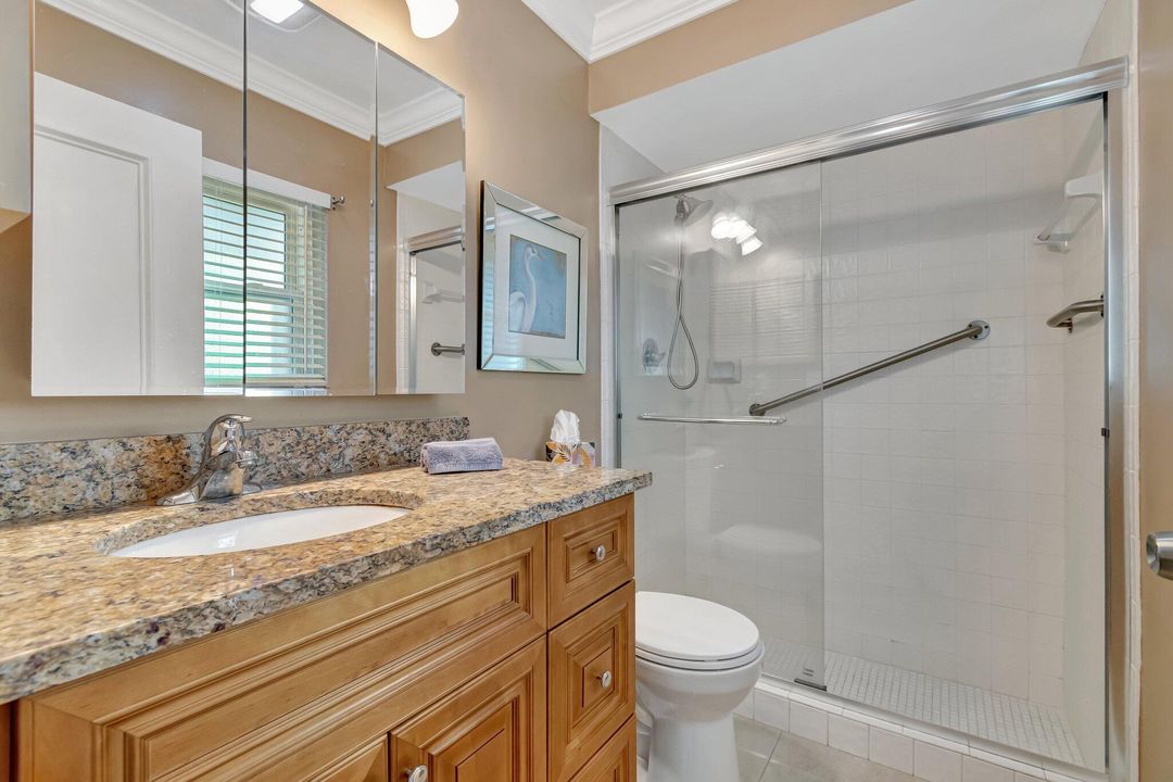 For Sale: $239,900 (2 beds, 2 baths, 1088 Square Feet)