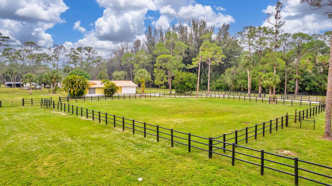 For Sale: $2,100,000 (3 beds, 3 baths, 2486 Square Feet)