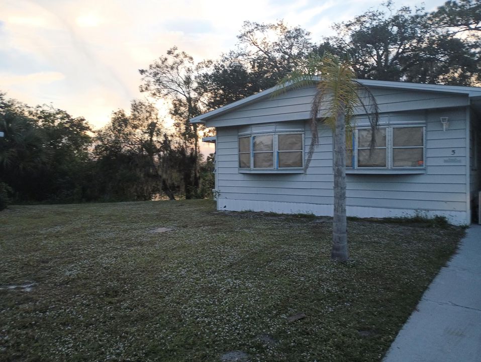 For Sale: $29,000 (2 beds, 1 baths, 1100 Square Feet)