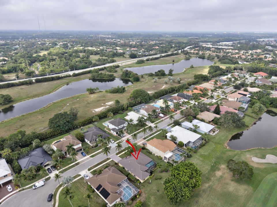 For Sale: $655,000 (3 beds, 3 baths, 2262 Square Feet)