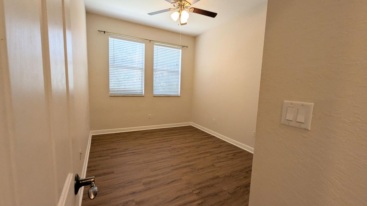 For Rent: $2,700 (2 beds, 2 baths, 1357 Square Feet)