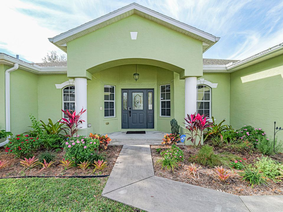 For Sale: $480,000 (4 beds, 3 baths, 2224 Square Feet)