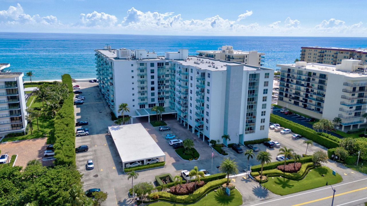 For Sale: $850,000 (2 beds, 2 baths, 1670 Square Feet)