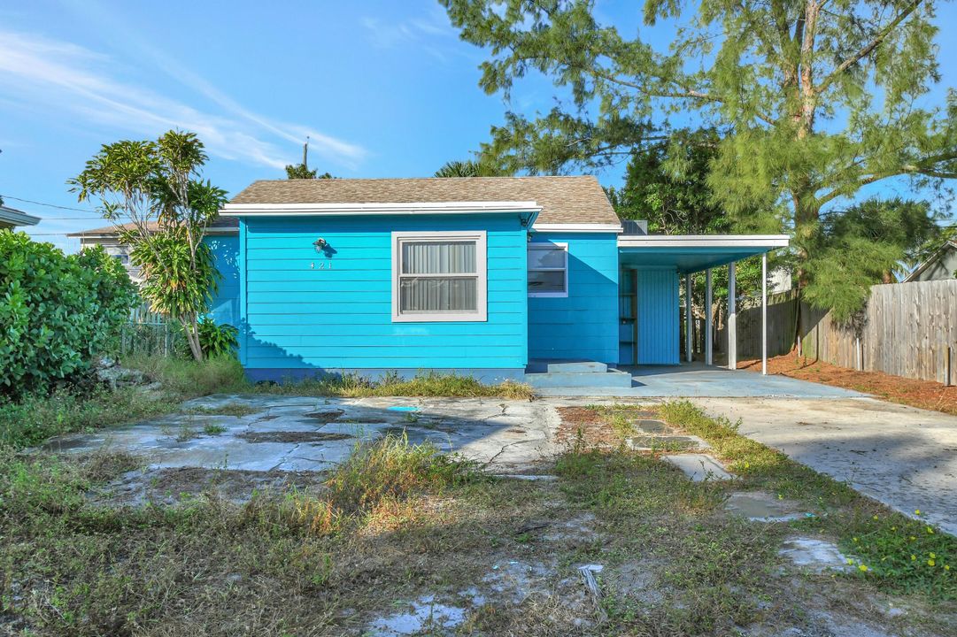 For Sale: $395,699 (3 beds, 2 baths, 1003 Square Feet)