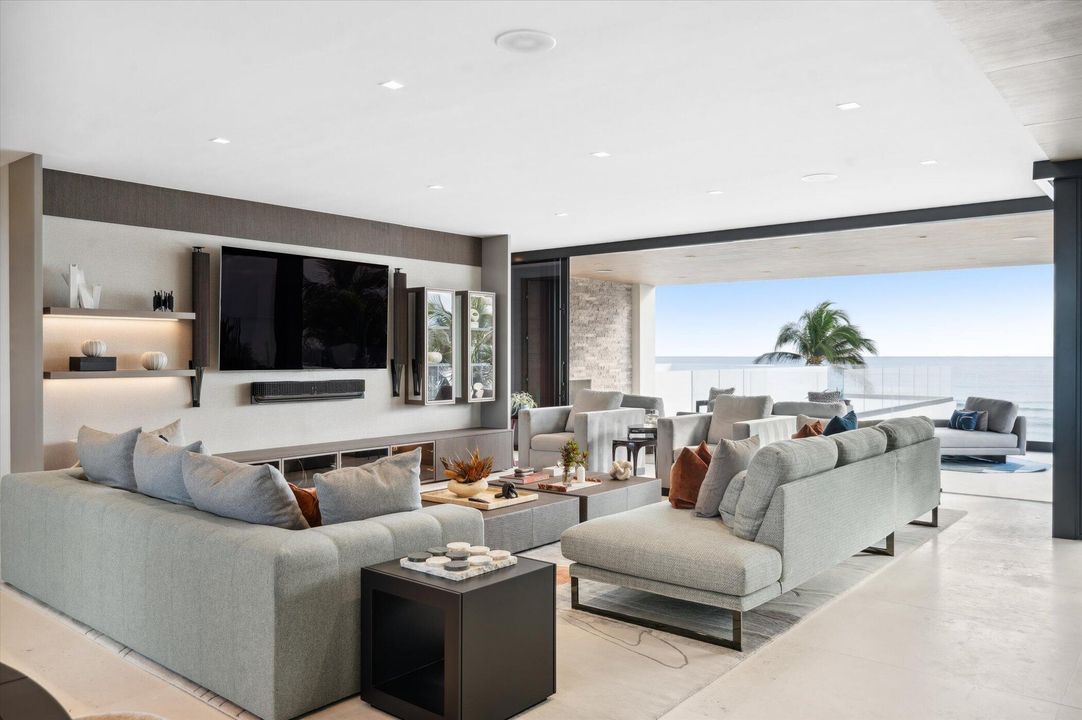 На продажу: $45,000,000 (6 спален, 6 ванн, 12912 Квадратных фут)