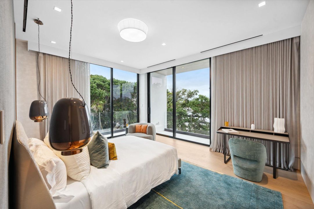 На продажу: $45,000,000 (6 спален, 6 ванн, 12912 Квадратных фут)