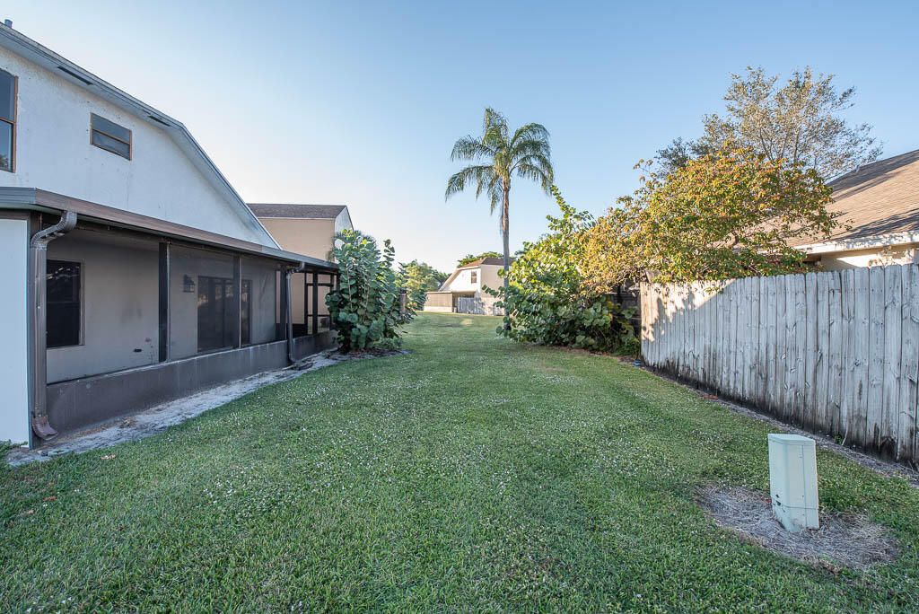 For Sale: $420,000 (3 beds, 2 baths, 1587 Square Feet)