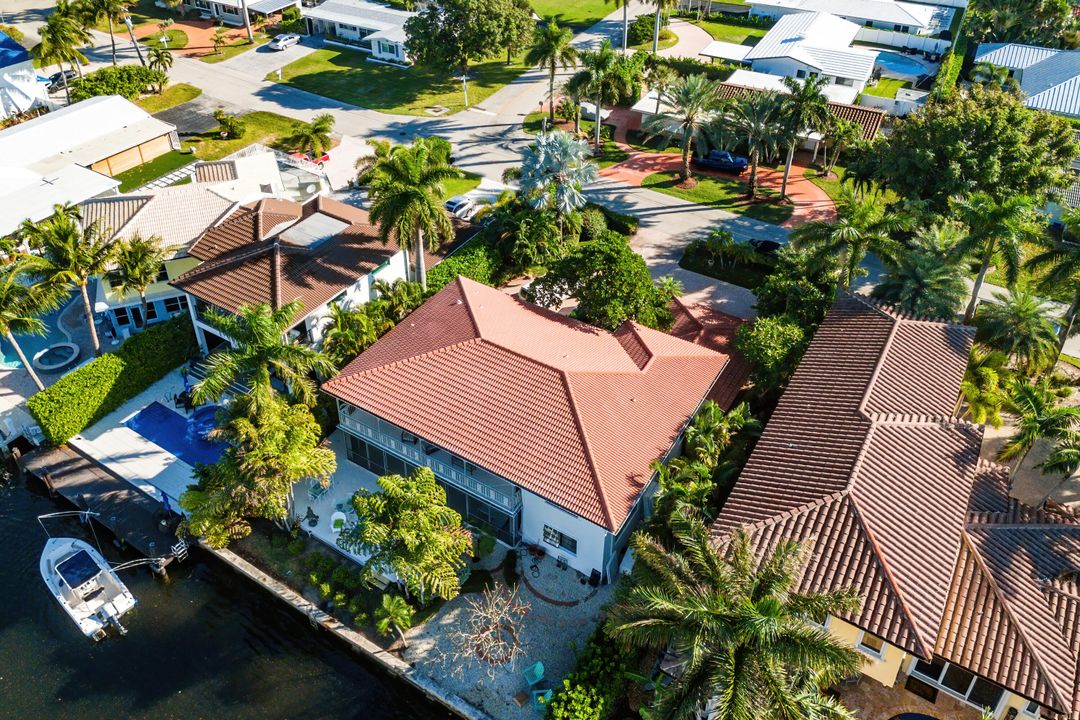 Active With Contract: $2,650,000 (4 beds, 4 baths, 3671 Square Feet)