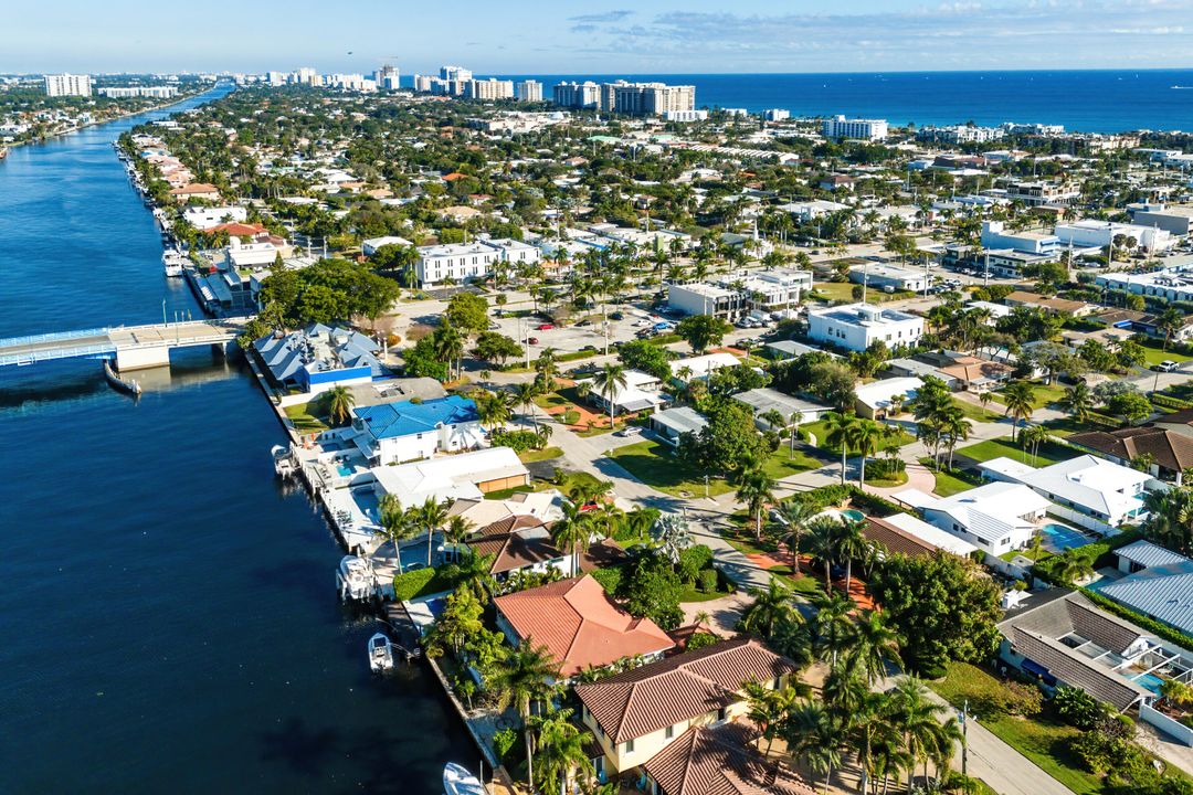 Active With Contract: $2,650,000 (4 beds, 4 baths, 3671 Square Feet)