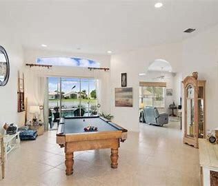 For Sale: $405,000 (3 beds, 2 baths, 1711 Square Feet)