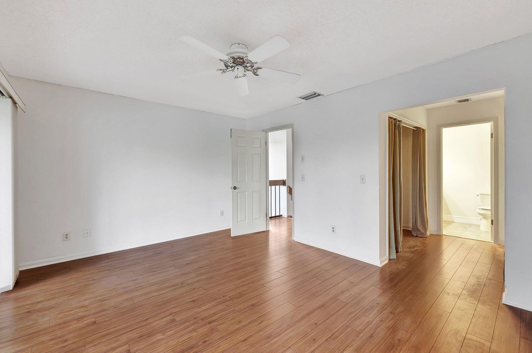 For Sale: $449,900 (2 beds, 2 baths, 1325 Square Feet)