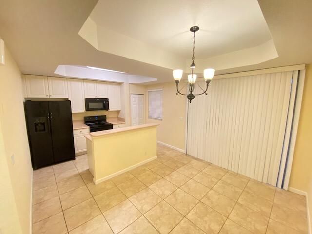 For Rent: $2,500 (3 beds, 3 baths, 1423 Square Feet)