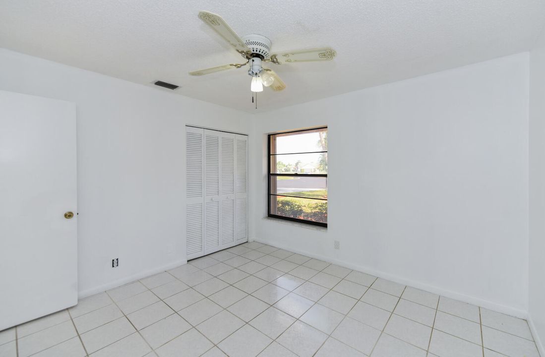 For Sale: $460,000 (3 beds, 2 baths, 1610 Square Feet)