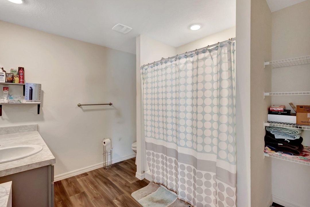 For Sale: $430,000 (3 beds, 2 baths, 1796 Square Feet)