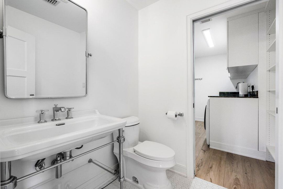 En Venta: $3,695,000 (3 camas, 2 baños, 2359 Pies cuadrados)