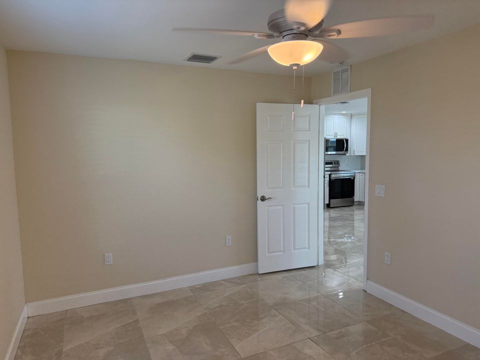 For Sale: $539,900 (4 beds, 2 baths, 1450 Square Feet)