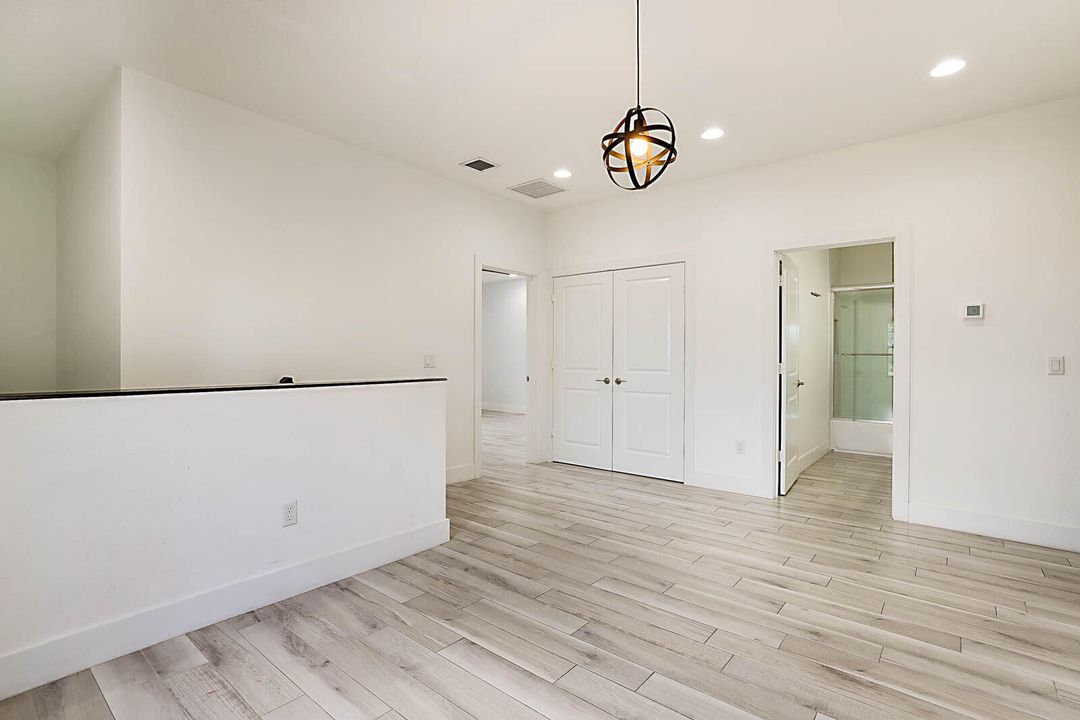 For Sale: $499,000 (3 beds, 2 baths, 2011 Square Feet)