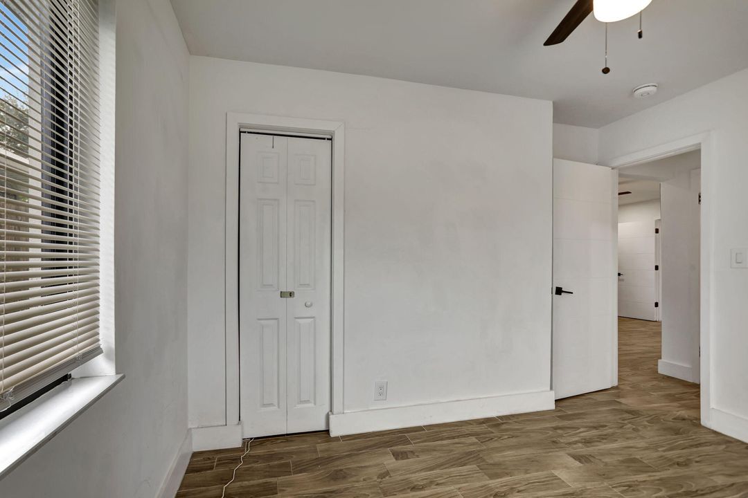 For Sale: $459,000 (3 beds, 2 baths, 1138 Square Feet)