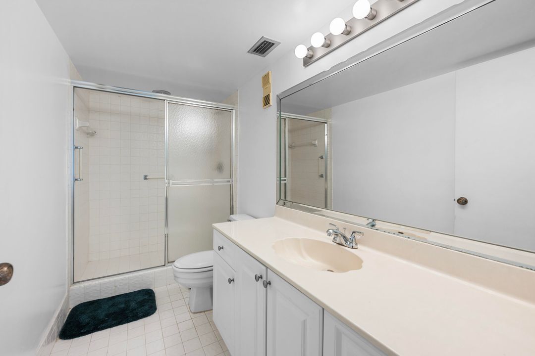 For Sale: $199,000 (2 beds, 2 baths, 1220 Square Feet)