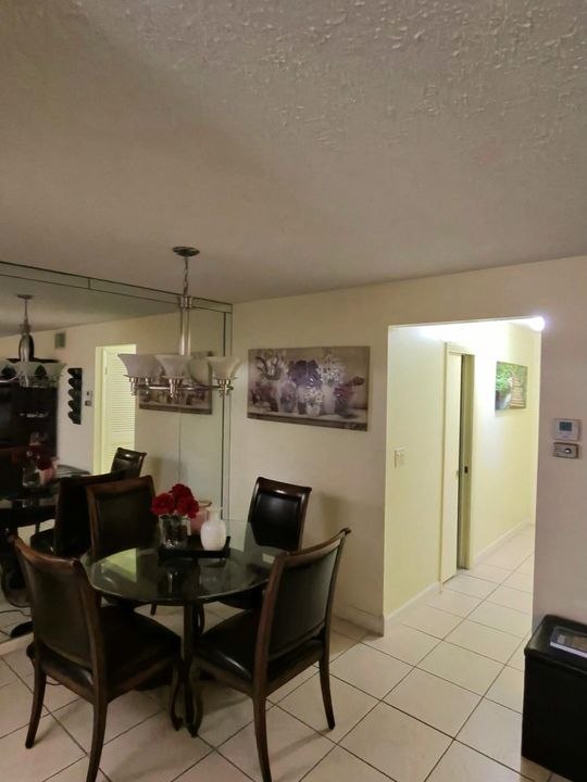 For Rent: $1,600 (2 beds, 2 baths, 1104 Square Feet)