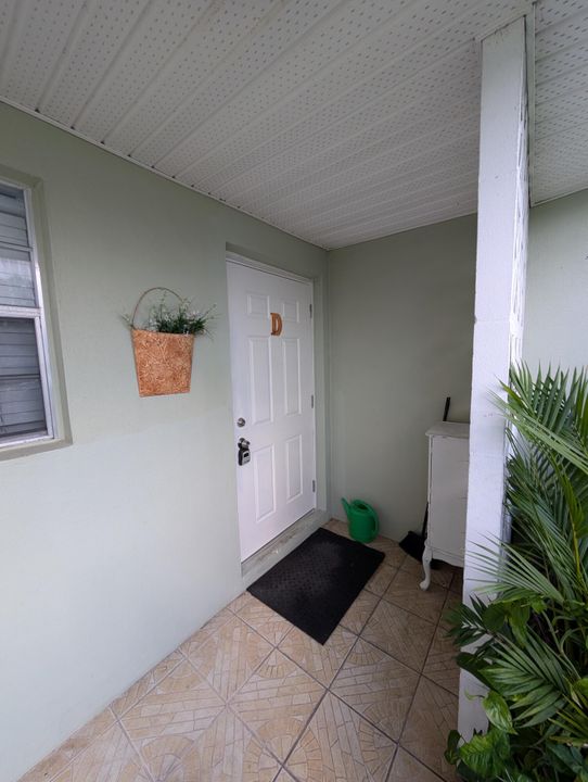 For Rent: $1,600 (2 beds, 2 baths, 1104 Square Feet)