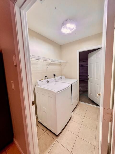 For Rent: $2,200 (3 beds, 2 baths, 1649 Square Feet)