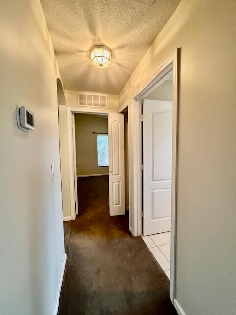 For Rent: $2,200 (3 beds, 2 baths, 1649 Square Feet)