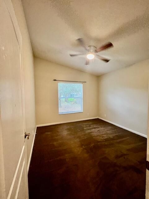 For Rent: $2,200 (3 beds, 2 baths, 1649 Square Feet)