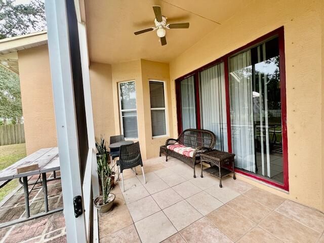 For Rent: $2,200 (3 beds, 2 baths, 1649 Square Feet)