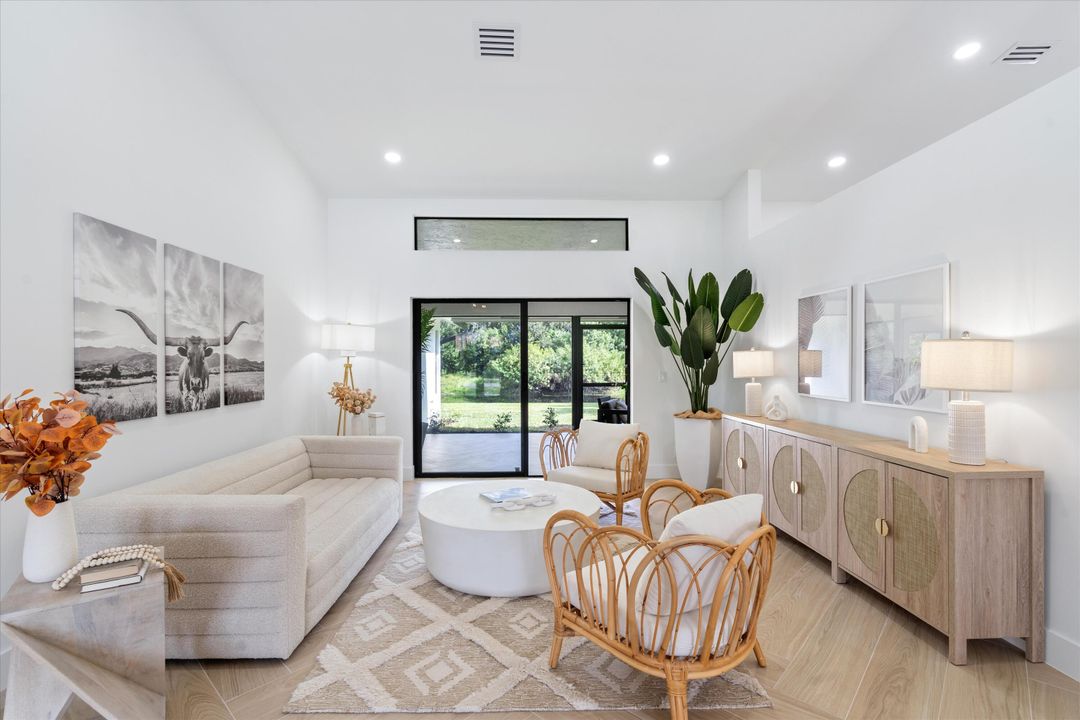 For Sale: $1,099,000 (4 beds, 2 baths, 2440 Square Feet)