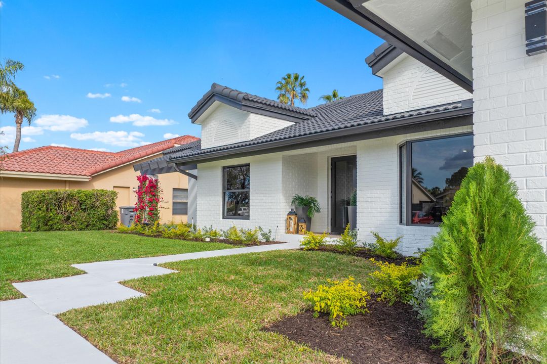 For Sale: $1,099,000 (4 beds, 2 baths, 2440 Square Feet)