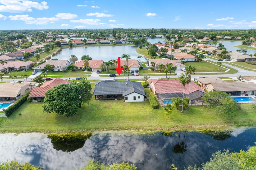 For Sale: $1,099,000 (4 beds, 2 baths, 2440 Square Feet)