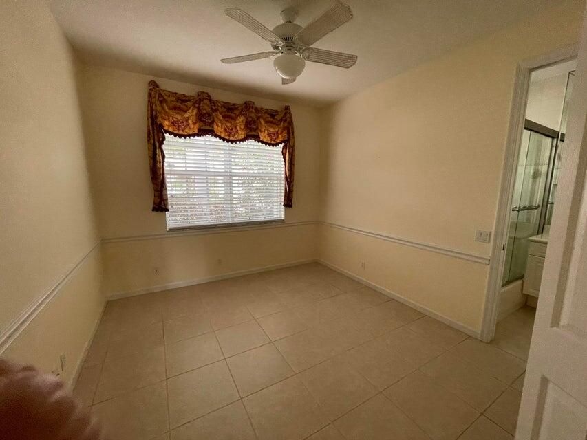 For Rent: $4,000 (3 beds, 2 baths, 2575 Square Feet)