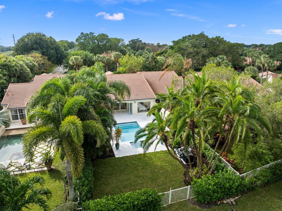 For Sale: $1,249,000 (3 beds, 2 baths, 1636 Square Feet)