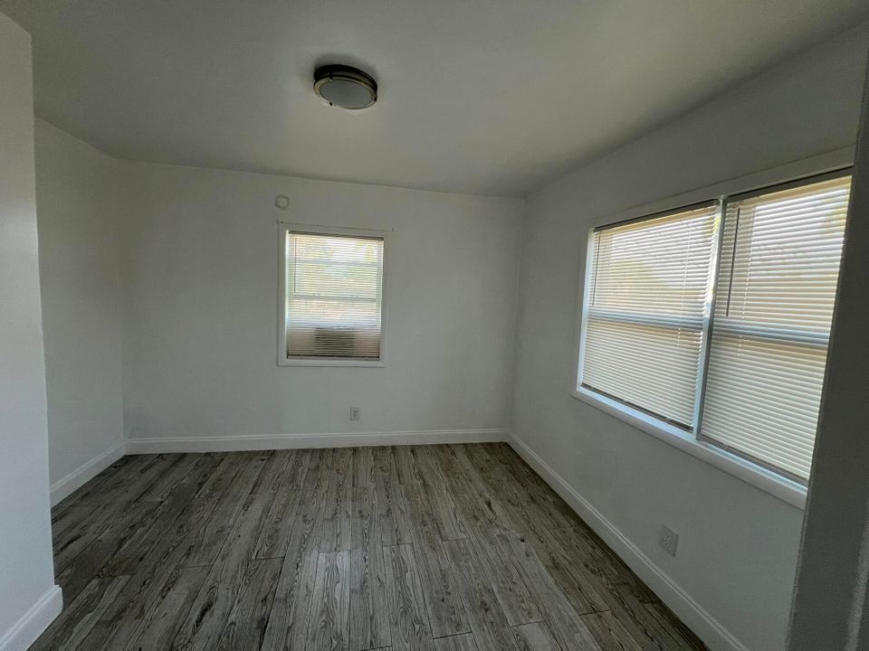 For Rent: $1,500 (1 beds, 1 baths, 433 Square Feet)