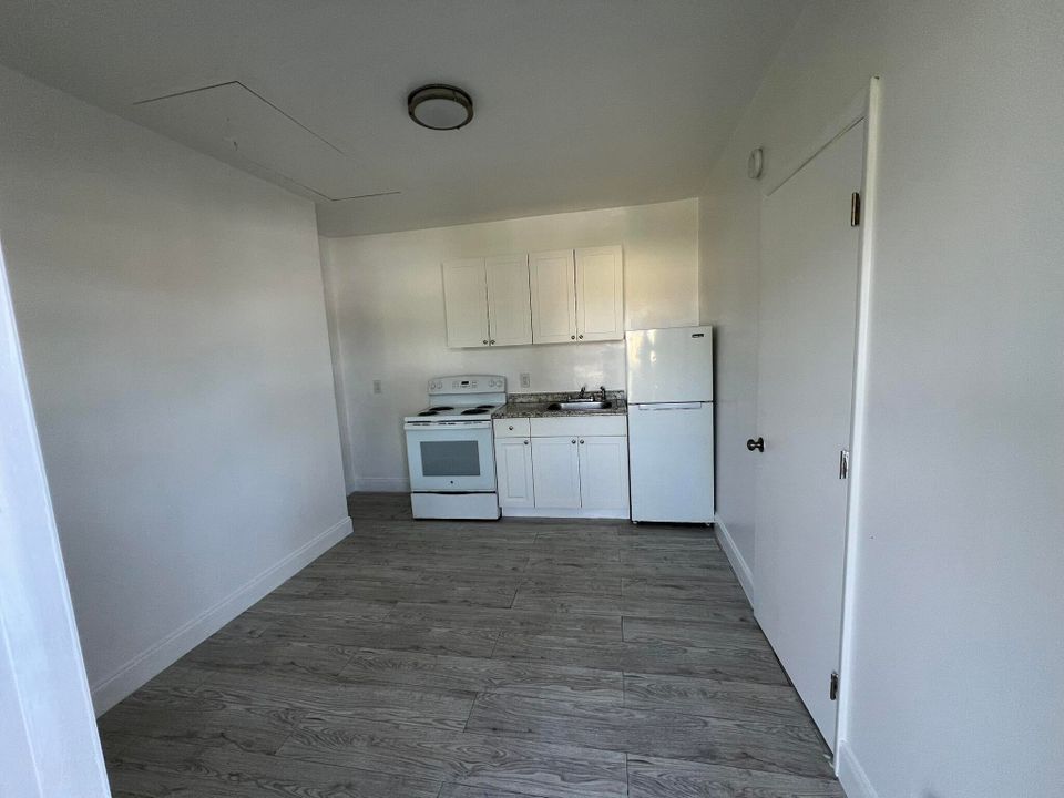 For Rent: $1,500 (1 beds, 1 baths, 433 Square Feet)