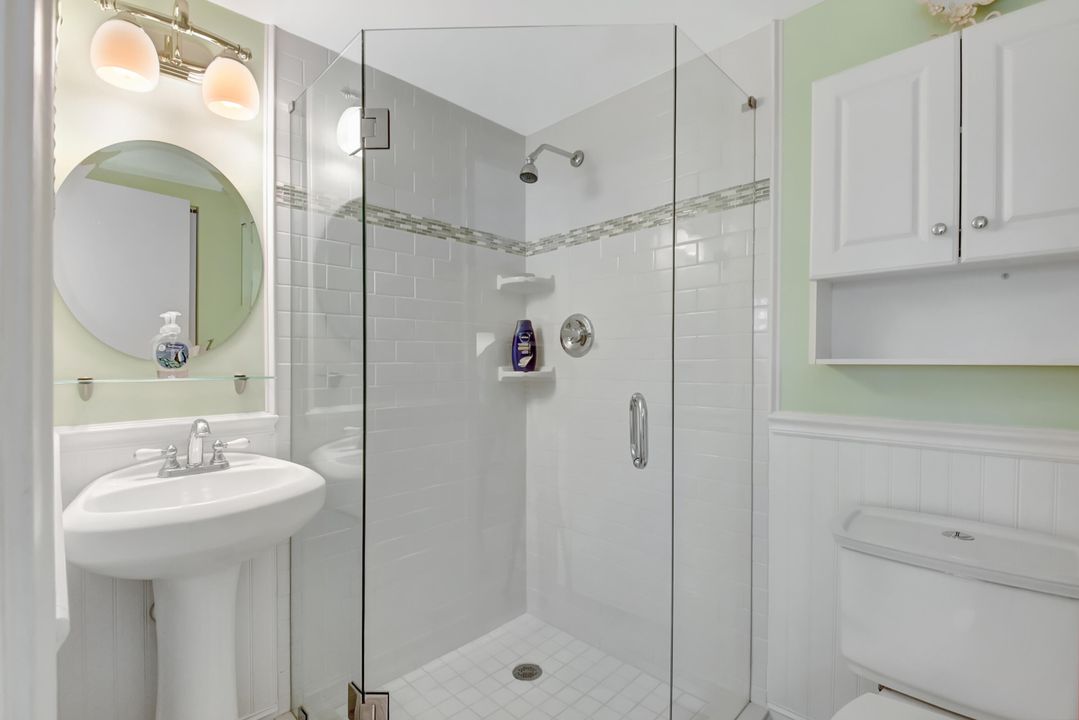 For Sale: $269,900 (2 beds, 2 baths, 1167 Square Feet)