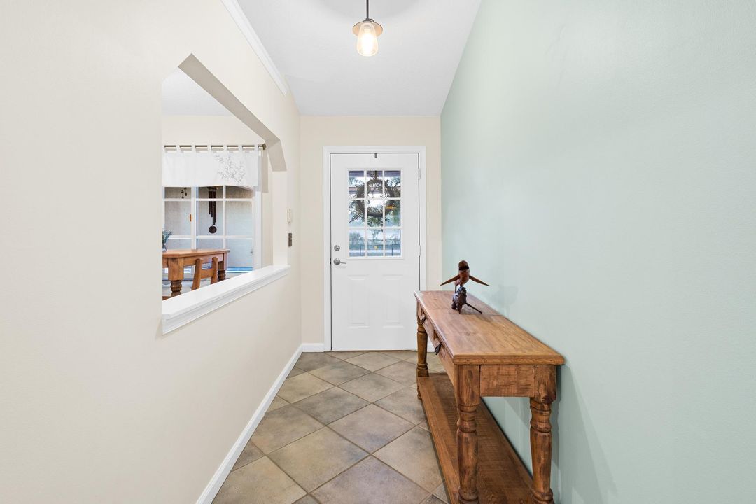 For Sale: $825,000 (4 beds, 2 baths, 1648 Square Feet)