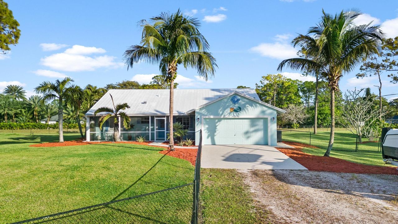 For Sale: $825,000 (4 beds, 2 baths, 1648 Square Feet)