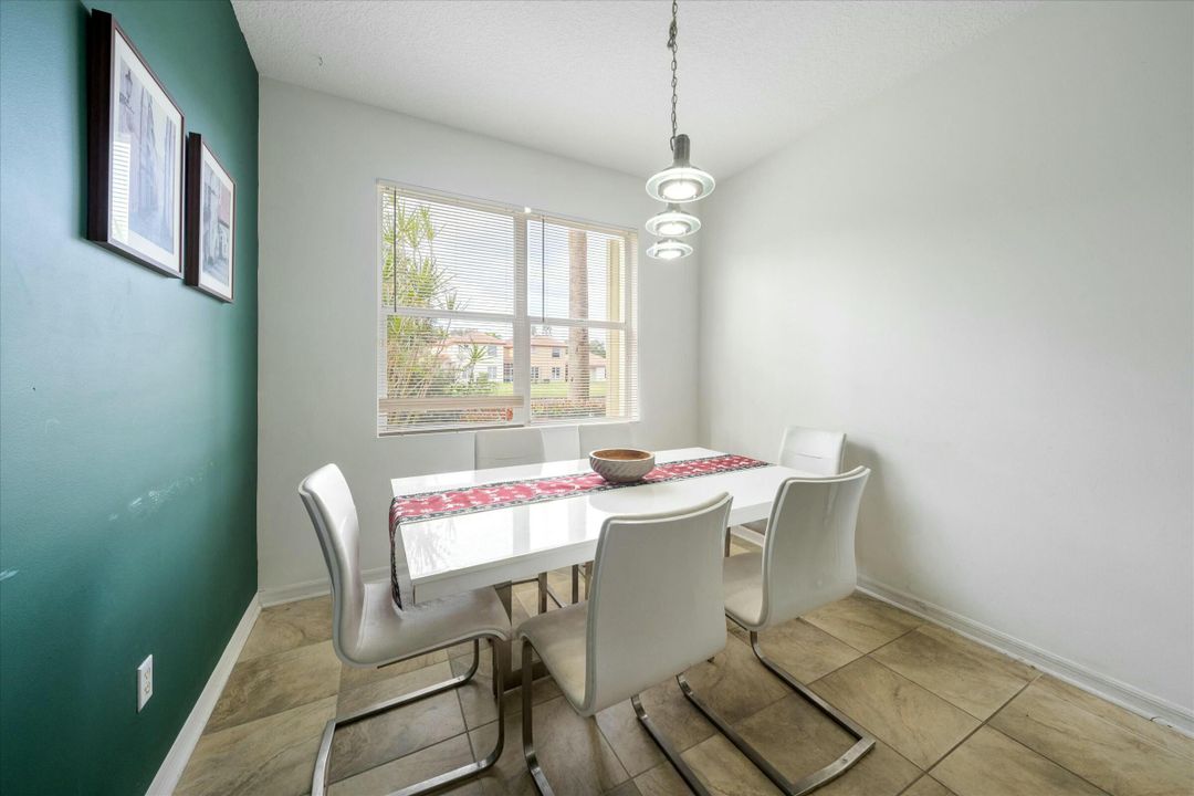 For Sale: $350,000 (2 beds, 2 baths, 1448 Square Feet)