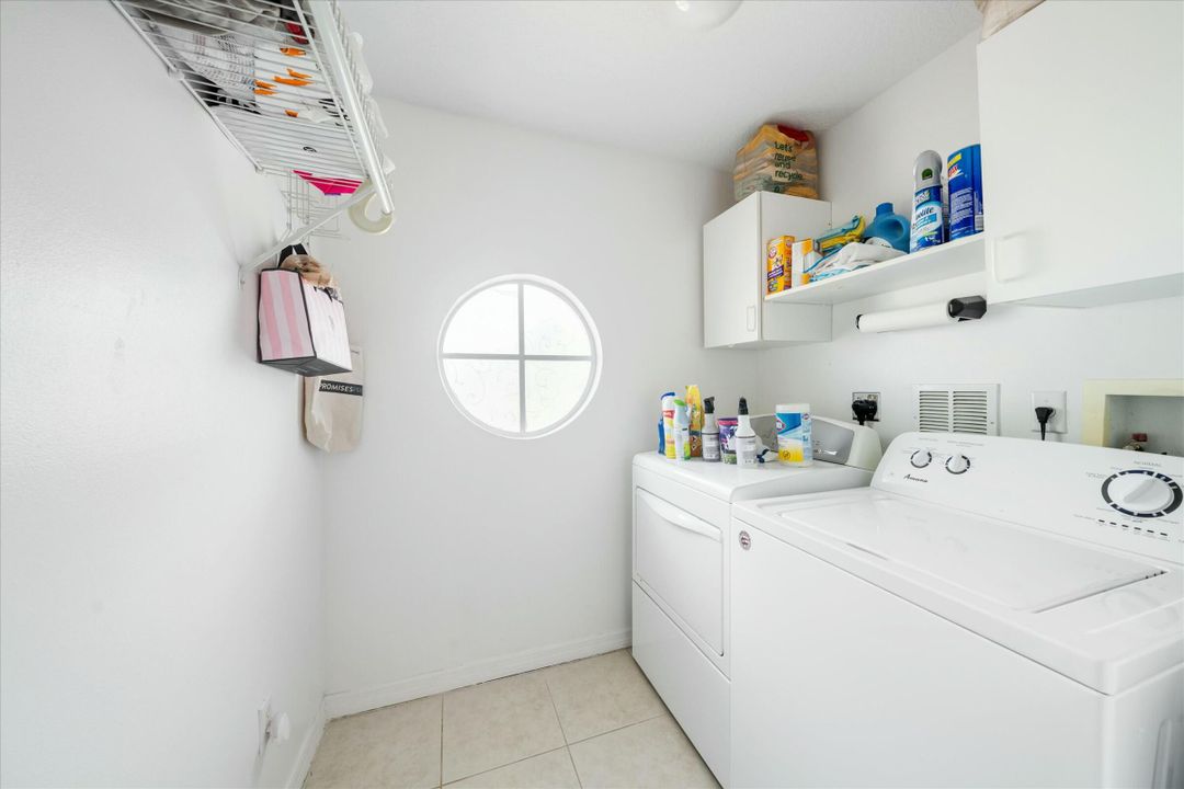 For Sale: $350,000 (2 beds, 2 baths, 1448 Square Feet)