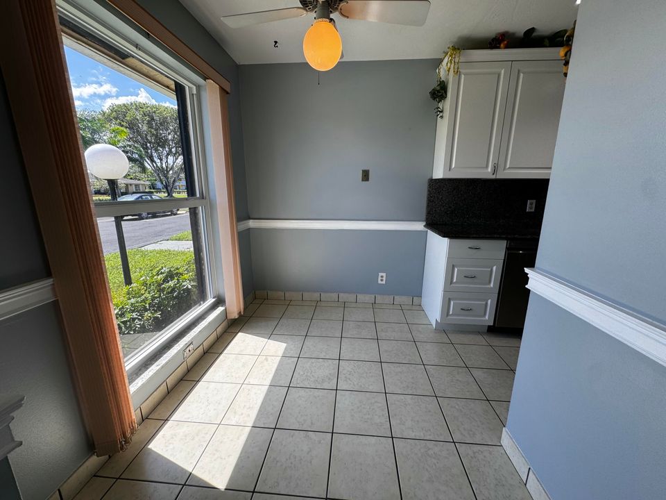 For Rent: $2,000 (2 beds, 2 baths, 1167 Square Feet)