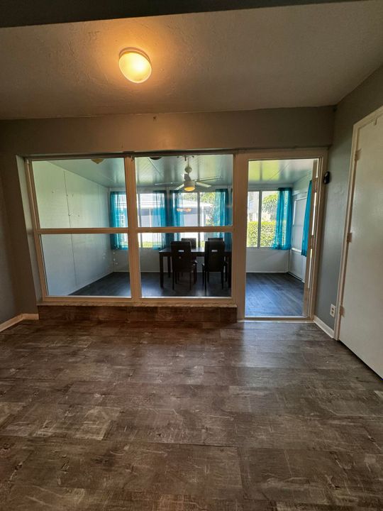 For Rent: $2,000 (2 beds, 2 baths, 1167 Square Feet)