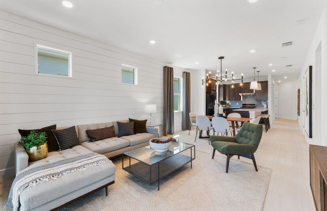 待售: $547,475 (2 贝兹, 2 浴室, 1561 平方英尺)