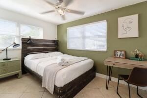 For Sale: $449,000 (3 beds, 1 baths, 1144 Square Feet)