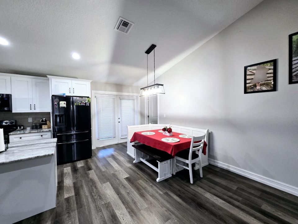 For Sale: $438,271 (3 beds, 2 baths, 1800 Square Feet)