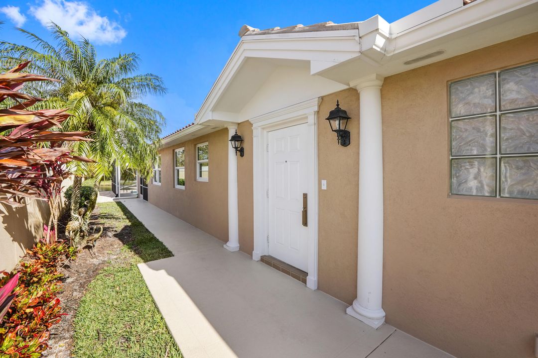 For Sale: $389,000 (2 beds, 2 baths, 1526 Square Feet)