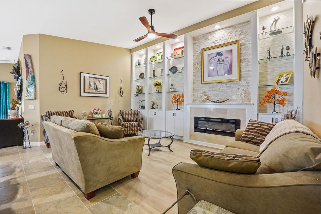 For Sale: $389,000 (2 beds, 2 baths, 1526 Square Feet)