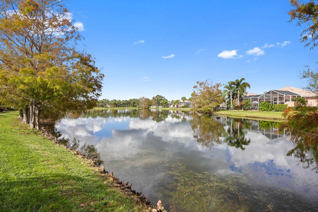 For Sale: $389,000 (2 beds, 2 baths, 1526 Square Feet)