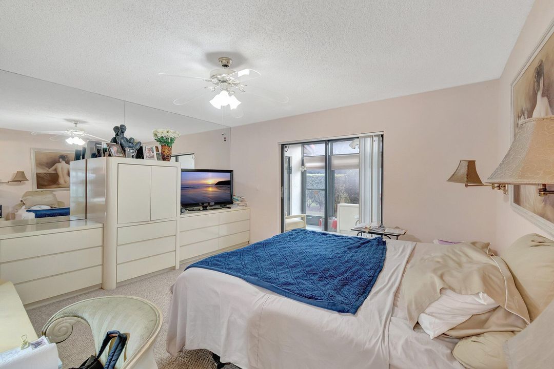 For Sale: $350,000 (2 beds, 2 baths, 1471 Square Feet)